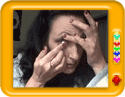 How to wear contact lenses