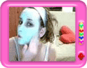 How to apply a face pack