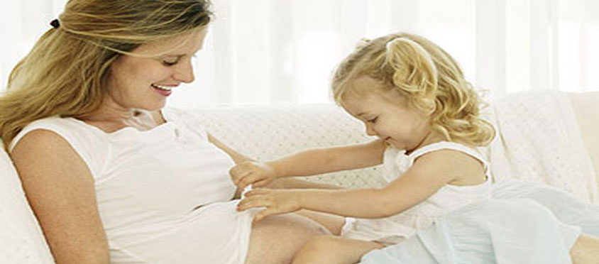 Managing a Toddler While Pregnant