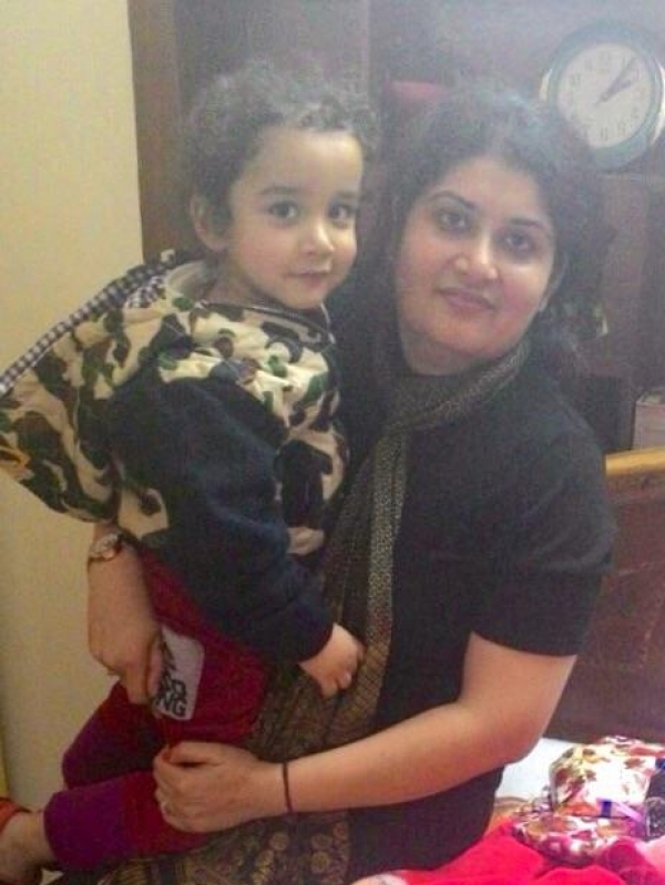 kanu (Mom)& aadharv kanu (Mom)& aadharv