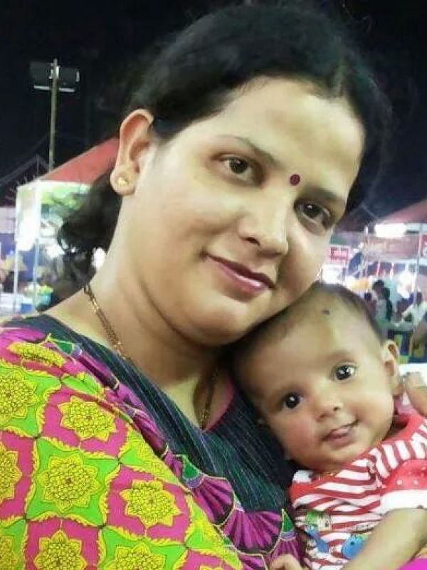 Ruchika (Mom)& Vibhuti Ruchika (Mom)& Vibhuti