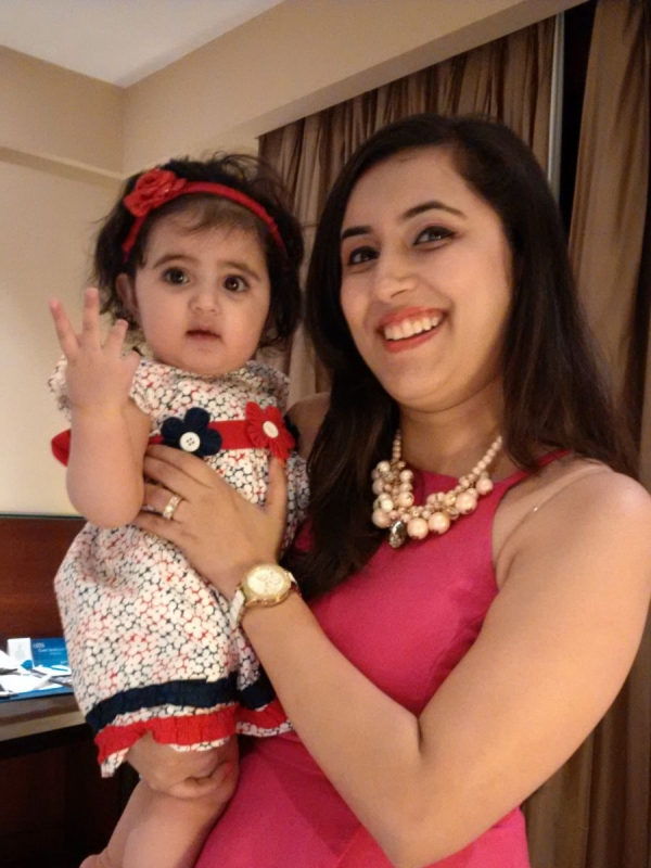 Ruchika (Mom)& Prishaa Ruchika (Mom)& Prishaa