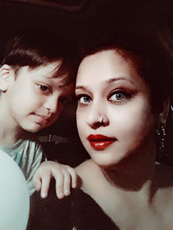 Ananya (Mom)& Aryaman Ananya (Mom)& Aryaman