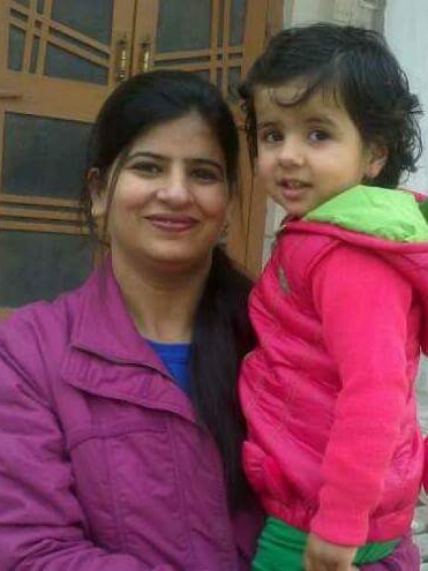Yogita (Mom)& savia Yogita (Mom)& savia