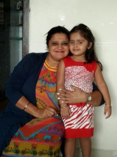 Pooja (Mom)& Aarnna