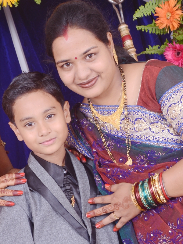 Kanchan (Mom)& Ashutosh