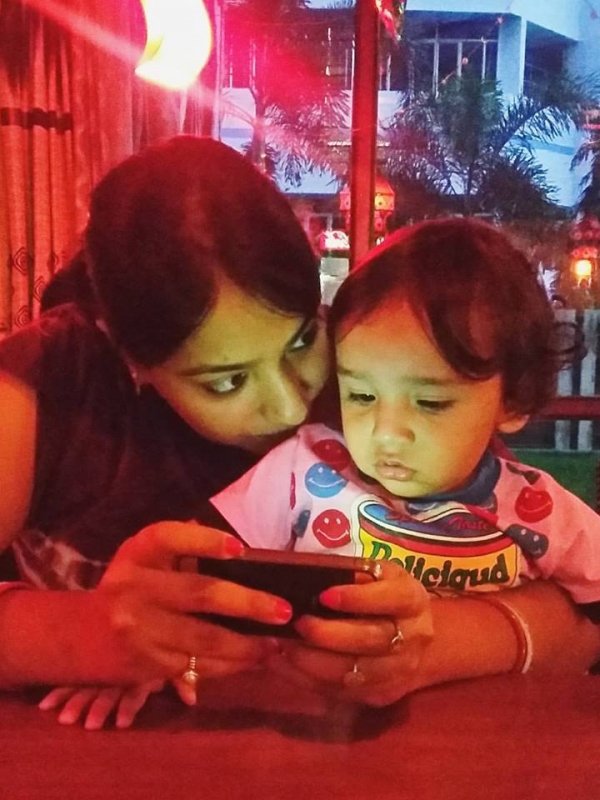 Rakhee (Mom)& Ryan Rakhee (Mom)& Ryan