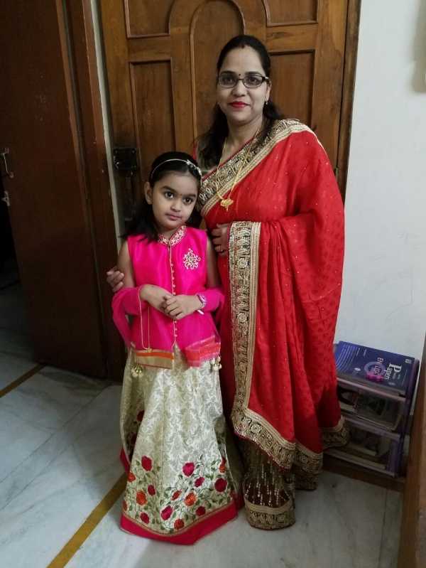 Neetash (Mom)& Saanvi