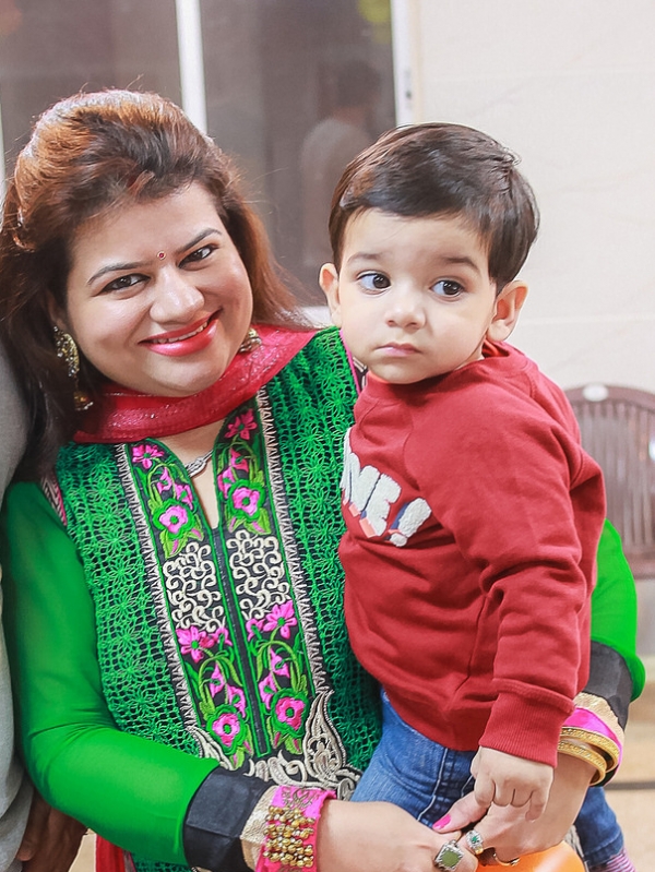 Teena (Mom)& Samraat Teena (Mom)& Samraat