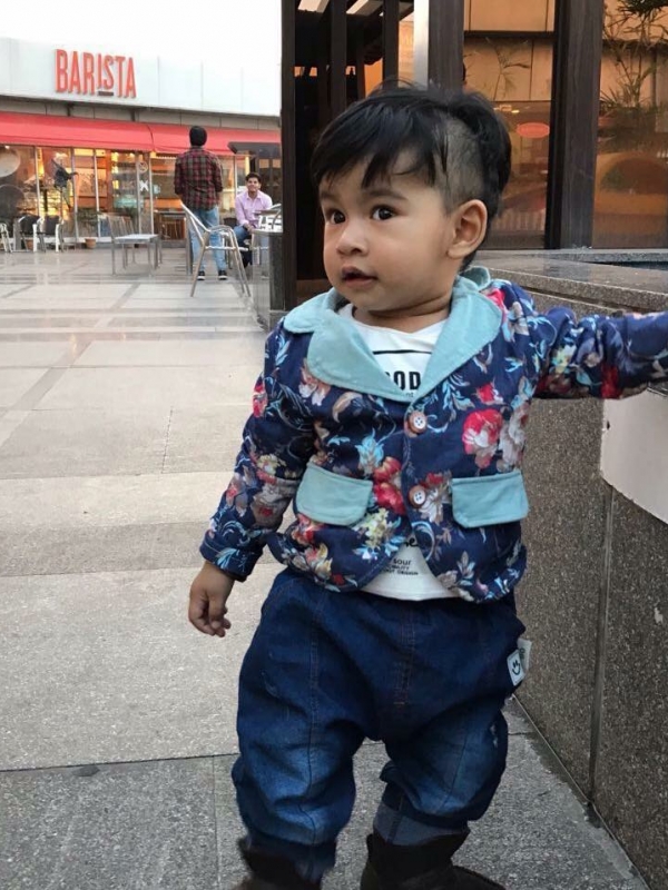 Dhruvin