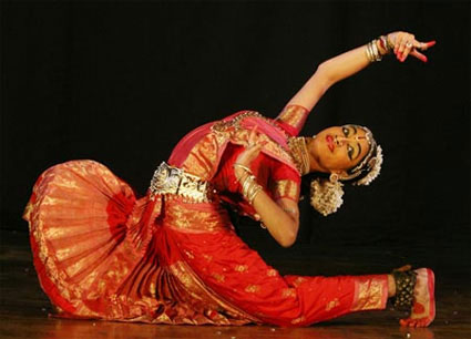 6 Classical Dances of India | Britannica